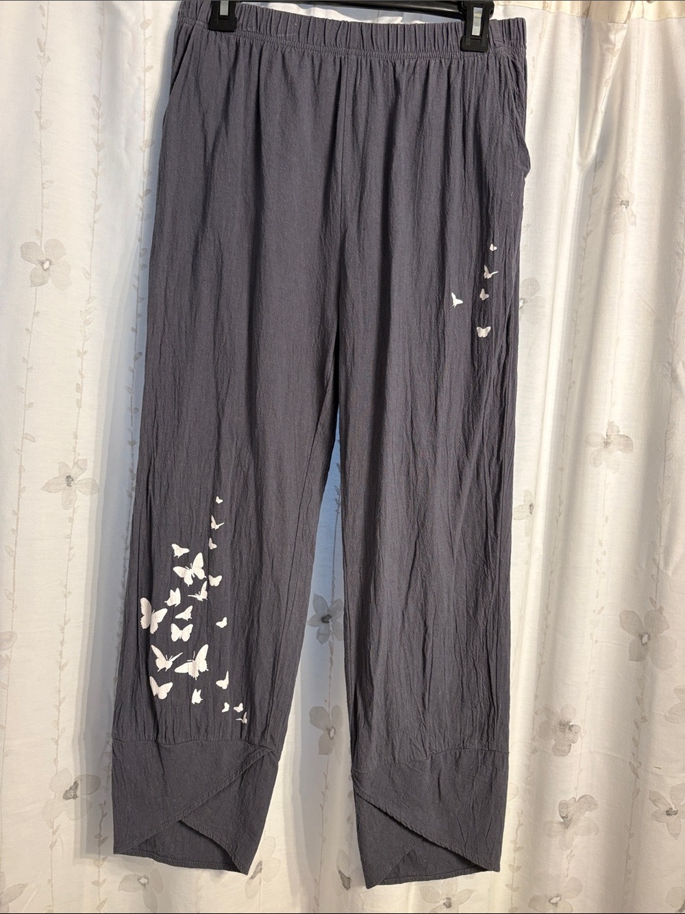 Women's Gray Butterfly Print Elastic Waist Pants